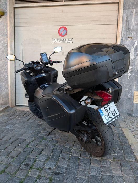 Honda Integra 700cc