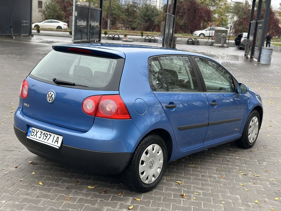 Volkswagen Golf 5 Гарний стан!