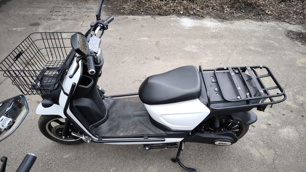 Електроскутер E-Bike ZX1500DA на 140км