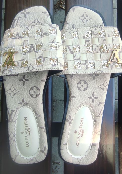 Klapki Louis Vuitton 39