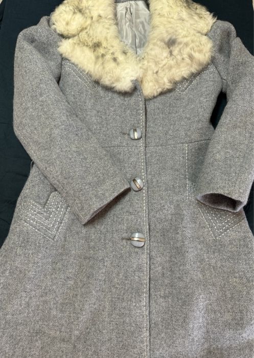 Casaco vintage dos anos 60 em ótimo estado