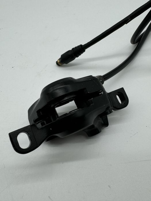 (H35) Zacisk hamulca Shimano BR-MT200 na części