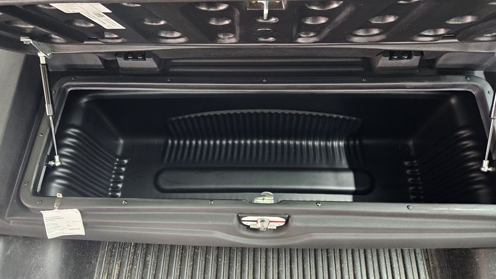 Ящик для инструмента Volkswagen Amarok