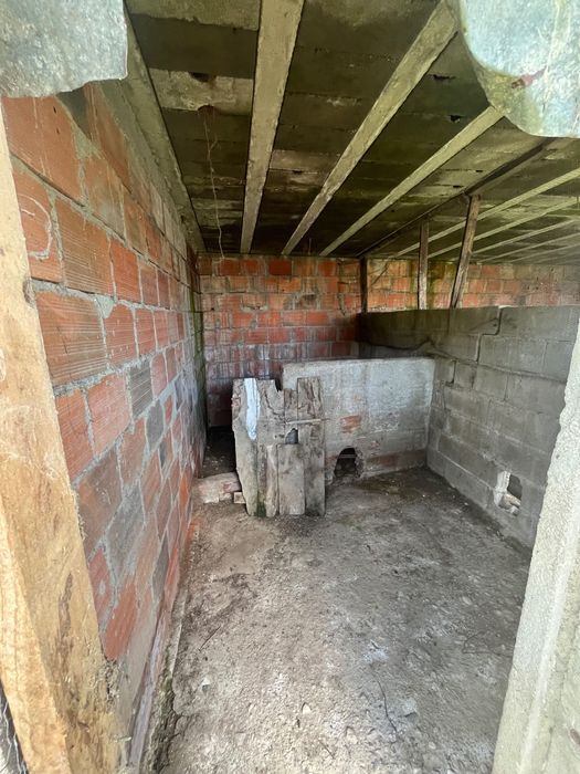 Arrenda-se Terreno em Chaves -Lameirão aproximadamente 300mt2