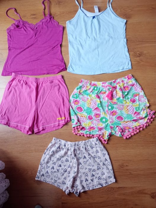 Paka ubrań dla młodzieżowych