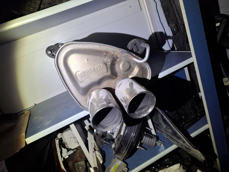 Oryginalny uklad wydechowy Subaru WRX STI Sport Tłumik oryginalny