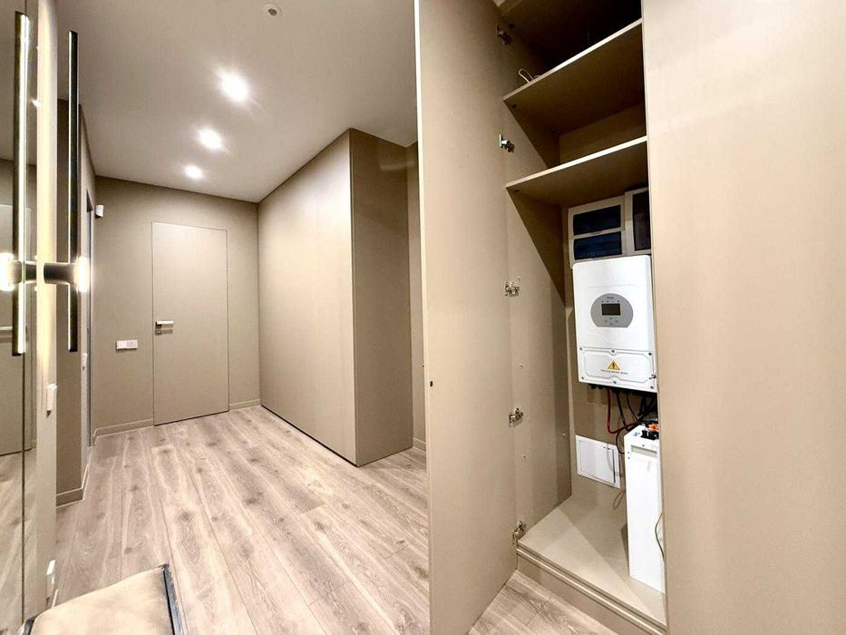 Автономна Інвертор Джона Маккейна 3А ЖК Французький квартал 2 Печерськ