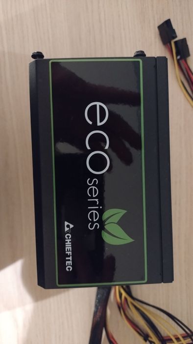 Zasilacz Chieftec Eco 700W (GPE-700S) ATX 80 PLUS