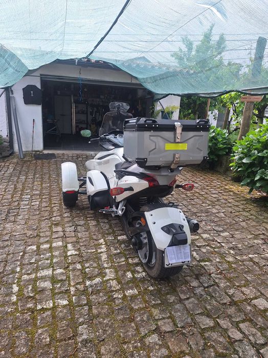 Can Am spyder RSS