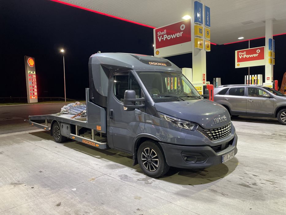 POMOC DROGOWA / Wynajem autolawety Iveco dmc 3,5t / Laweta dmc 2,7t