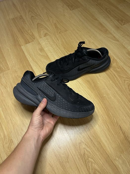 кросівки Nike Uplift SC