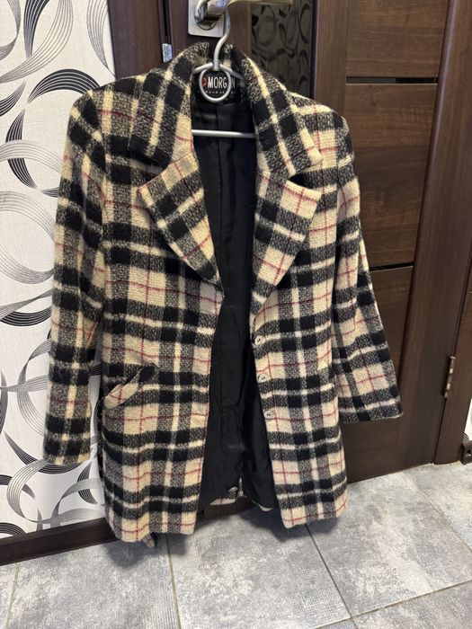 Пальто , в клітинку , брендове