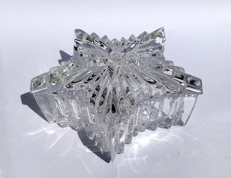 CRISTAL - caixa em estrela de 5 pontas - 12,2x4,7 cm/s