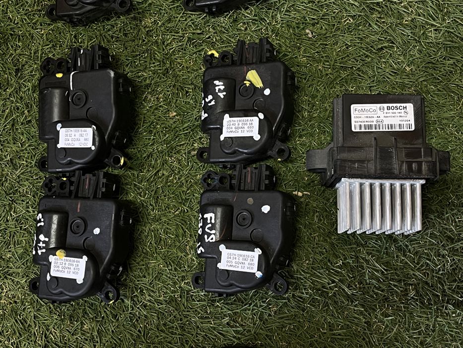 Fusion Edge Nautilus MKZ Заслонки Актуатор Мотор печки Разборка Ford