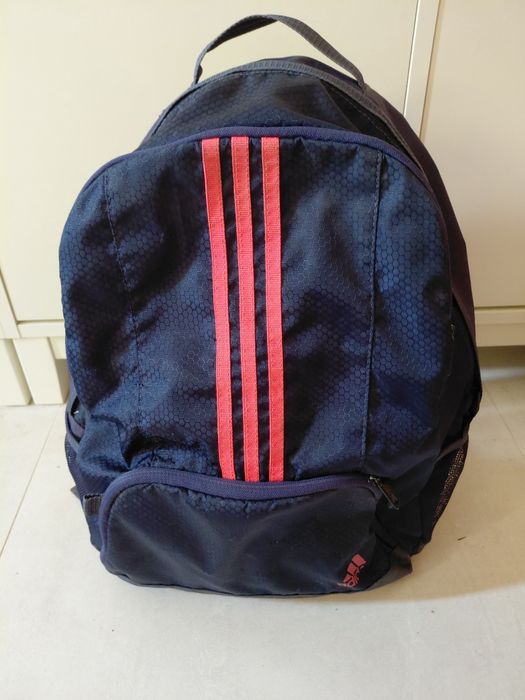 Plecak adidas 3 komorowy.