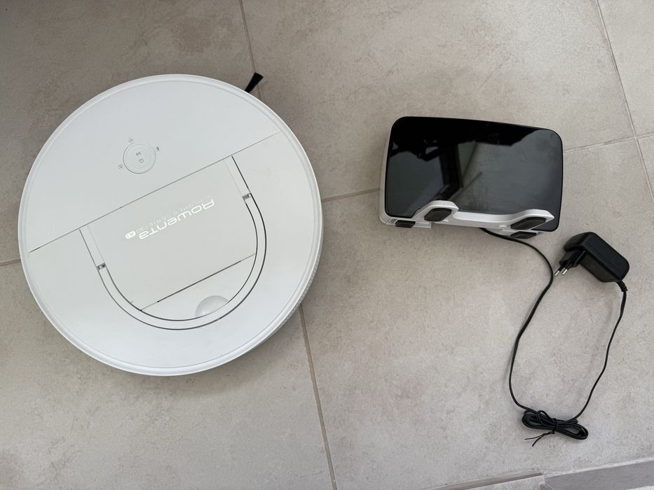 Продам робот пилосос миючий Rowenta Xplorer serie 130 AI