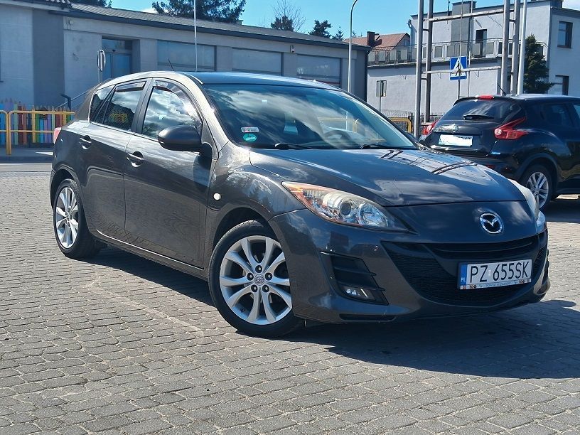 Mazda 3 1.6 105KM Klimatronic Podgrzewana szyba przednia 7Lat w jednych rękach