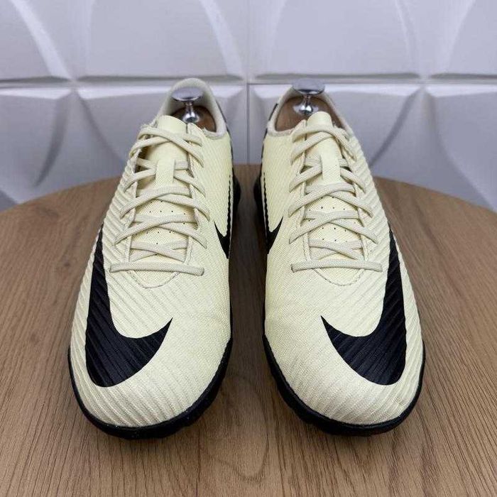 Оригінальні футбольні сороконіжки nike mercurial Vapor 15 Club, 40
