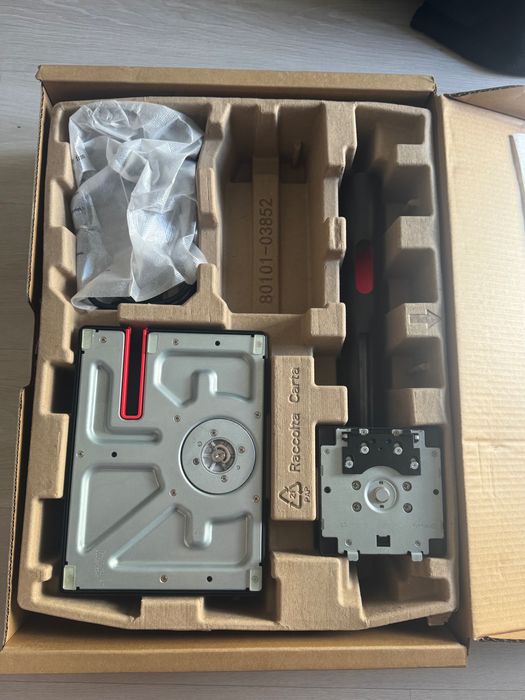 Monitor Lenovo T24mv-30