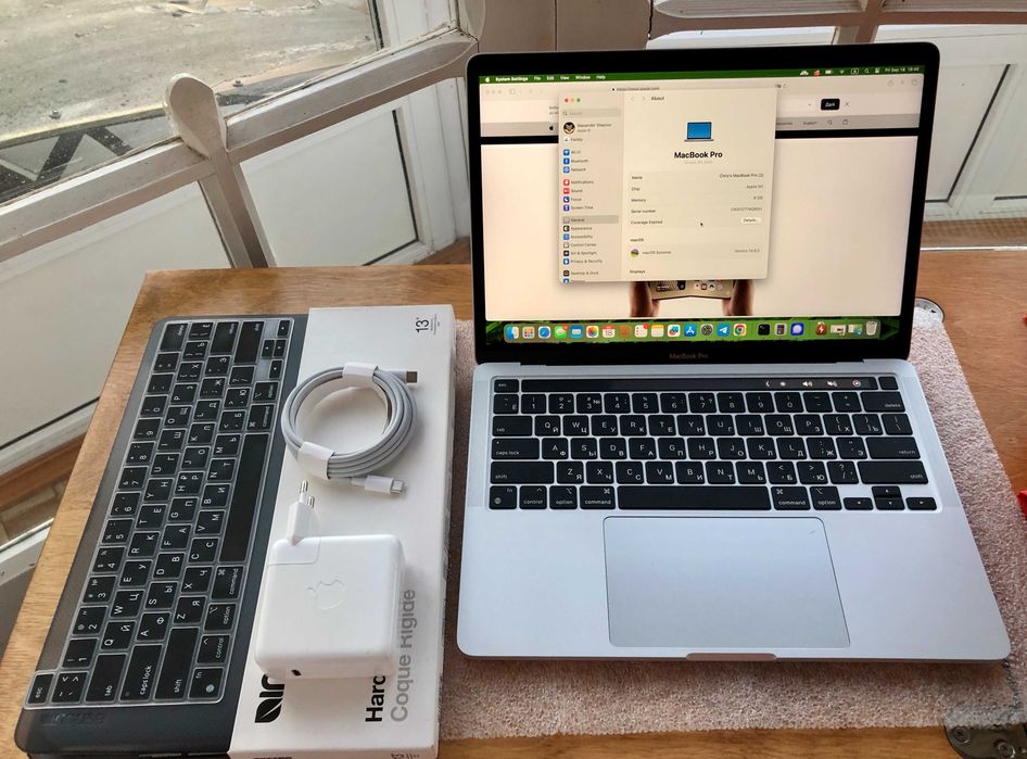 MacBook Pro 13 M1  2021 8GB 512GB 100% батарея, как новый, бонусы