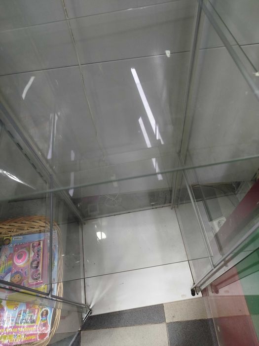 Vitrine, Detolf IKEA, Móvel, Estante, Vitrina