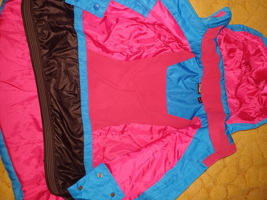 Продам куртку для дівчинки еврозима