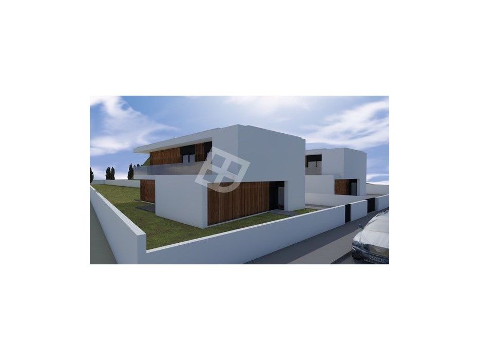 Moradia T4 isolada S. Bernardo junto as escolas