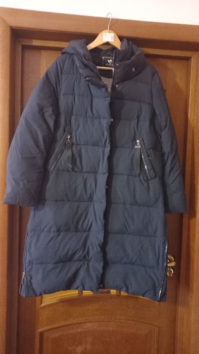 Продам зимове пальто жіноче куртку пуховик