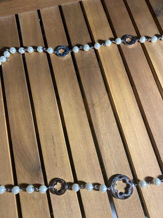 Жемчужные бусы выполненные из искусственного жемчуга высокого качества