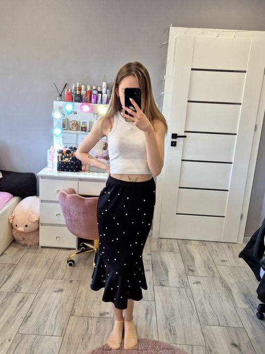 Elegancka spódnica midi z koralikami