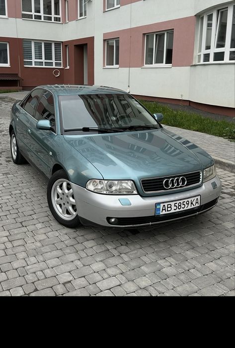 Audi A4B5  Двигун 1.8 Газ/Бензин