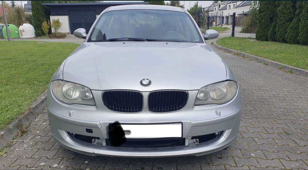Продам BMW 1 2.0