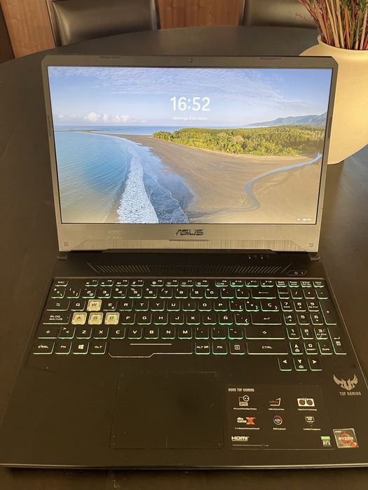 ASUS TUF Gaming Ryzen 7 / RTX 2060 / 16GB RAM / SSD 512GB
