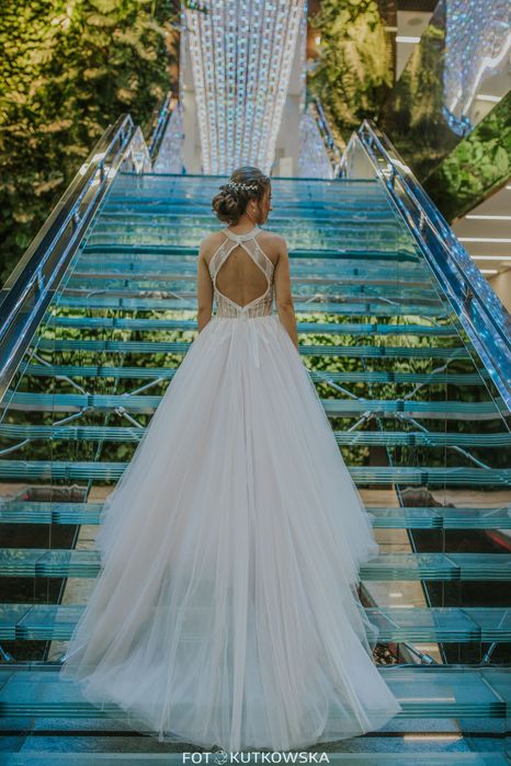 Suknia ślubna Lanesta Seychella błyszcząca 34/36 plus dodatki