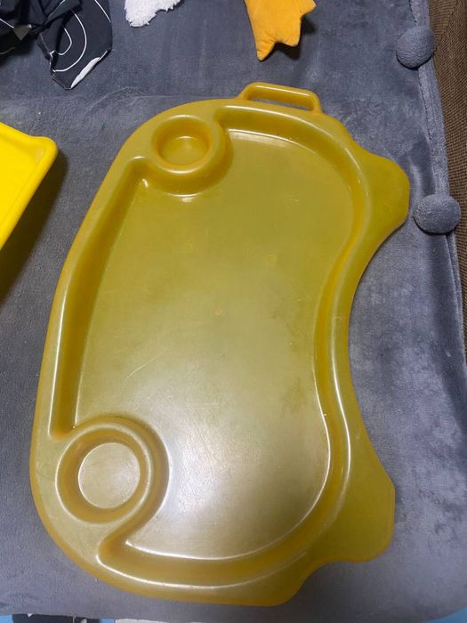 Столик для кормления