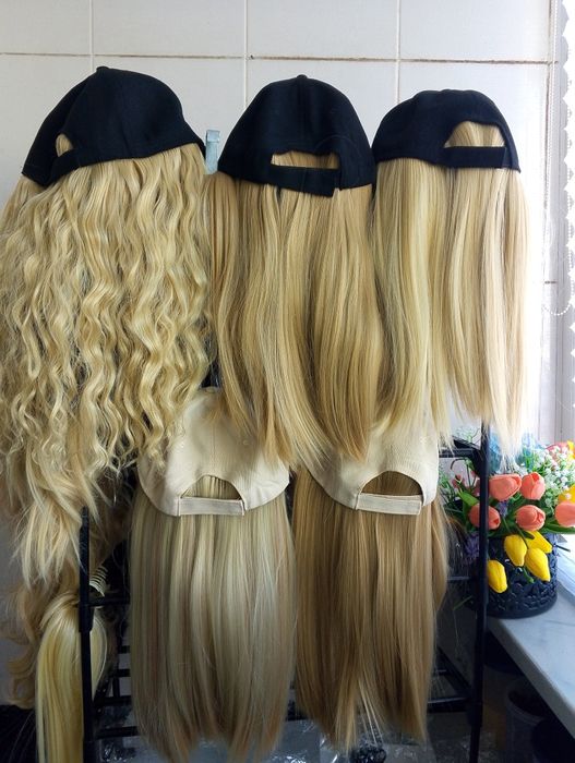 Кепка з волоссям.нова. різні