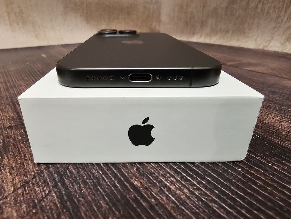 Смартфон Apple iPhone 15 Pro 128Gb Black Titanium 87% з гарантією