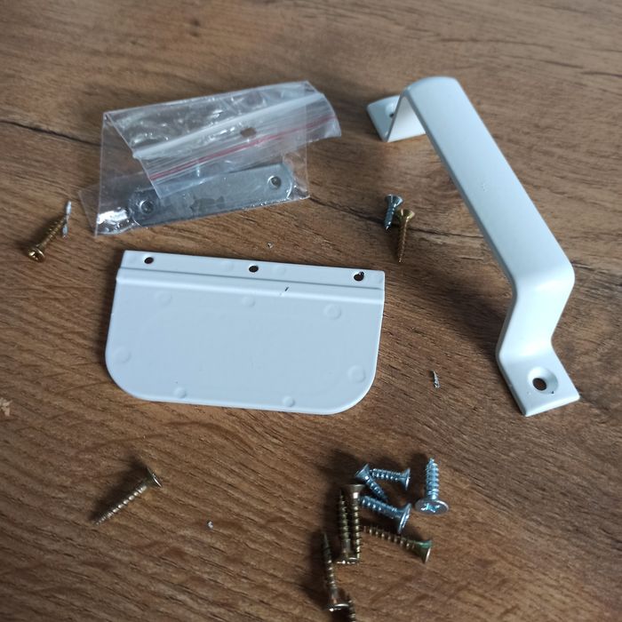 Moskitiera drzwiowa balkonowa na drzwi złożona biała