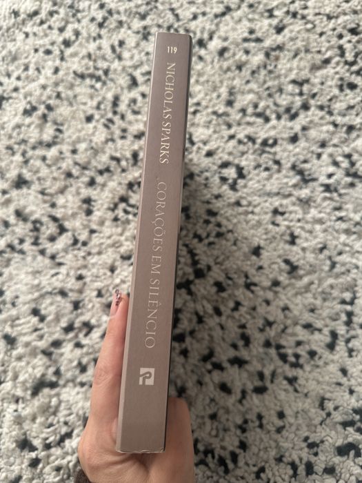 Coracoes em Silencio - Nicholas Sparks