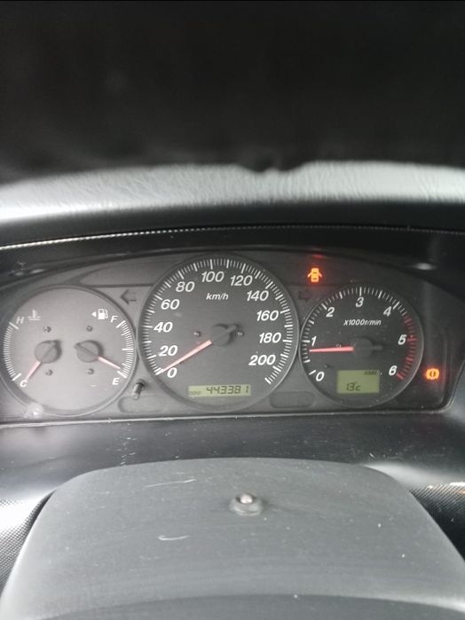 Mazda 2002 7lugares