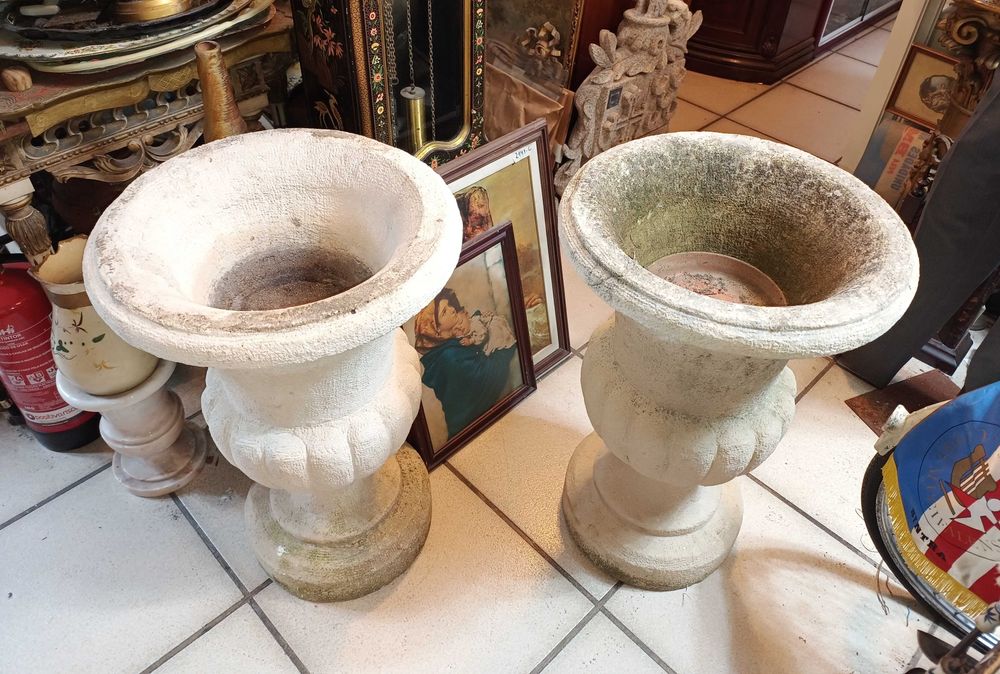 Par Vasos em Pedra