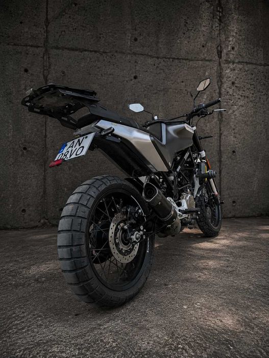 Husqvarna Svartpilen 125cc Ano 2021