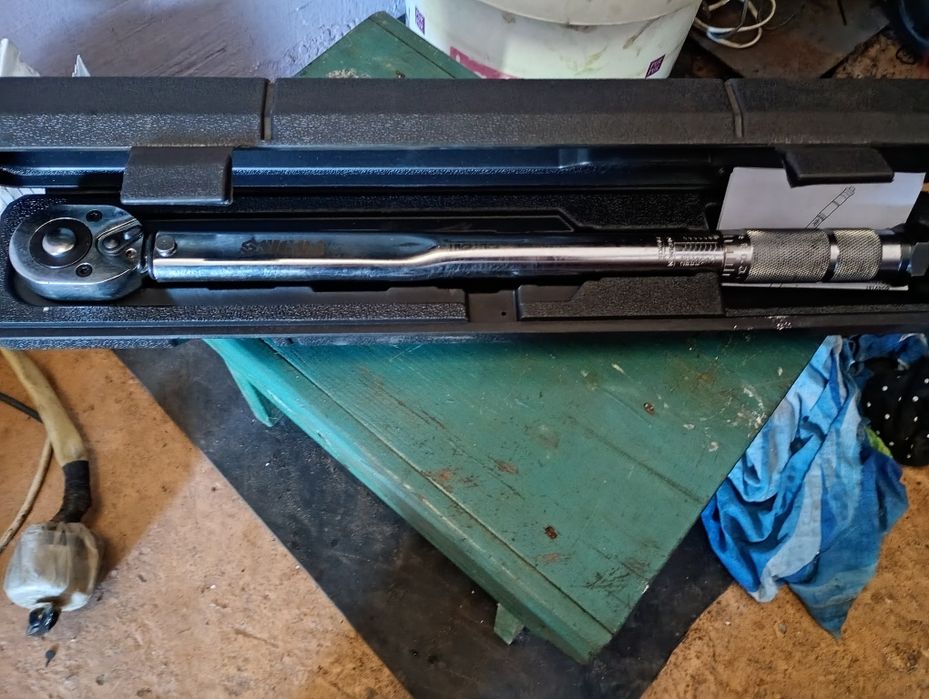 Продам съёмный  для форсунок + шарошки + набор Пежо БМВ розпред.