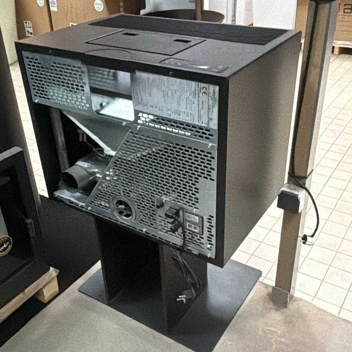 Salamandra a Pellets Usada, como Nova