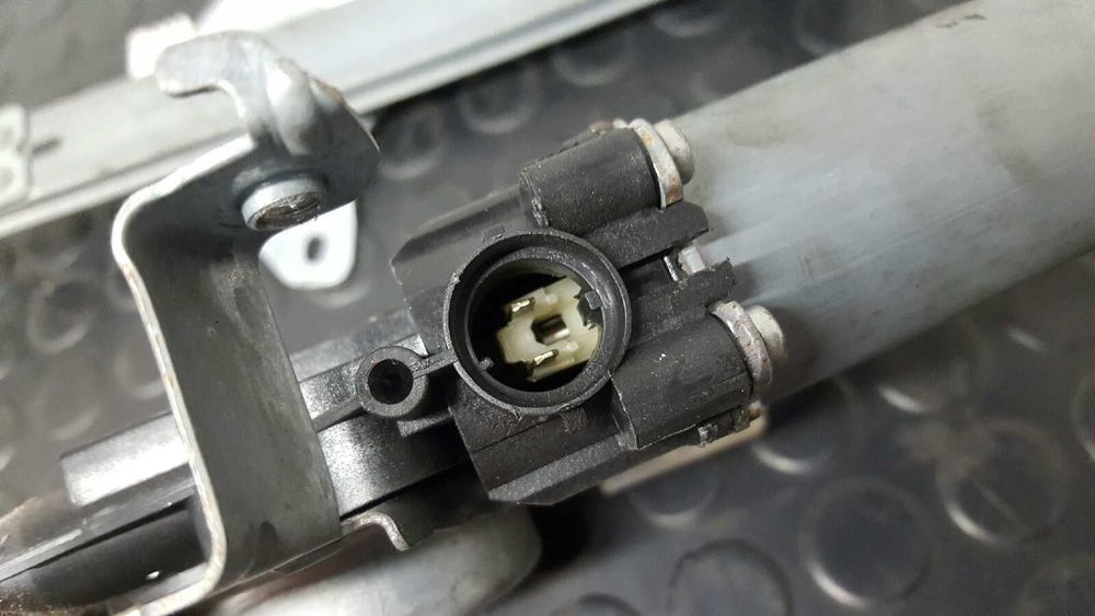 ELEVADOR TRASEIRO ESQUERDO NISSAN QASHQAI (J10) TEKNA