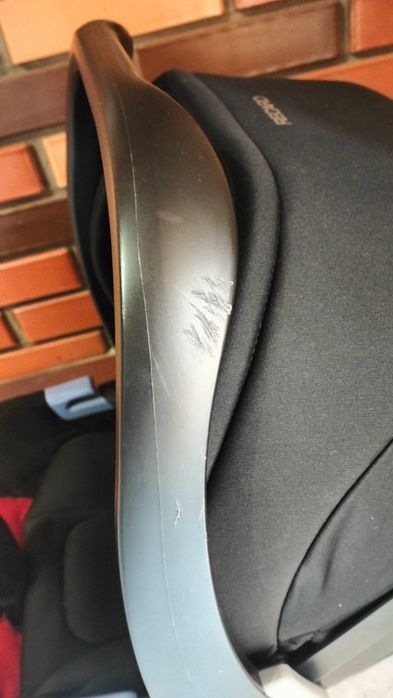 Автокрісло перкноска Recaro 0+ із системою isofix