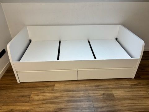 Łóżko jednoosobowe Używane Agata