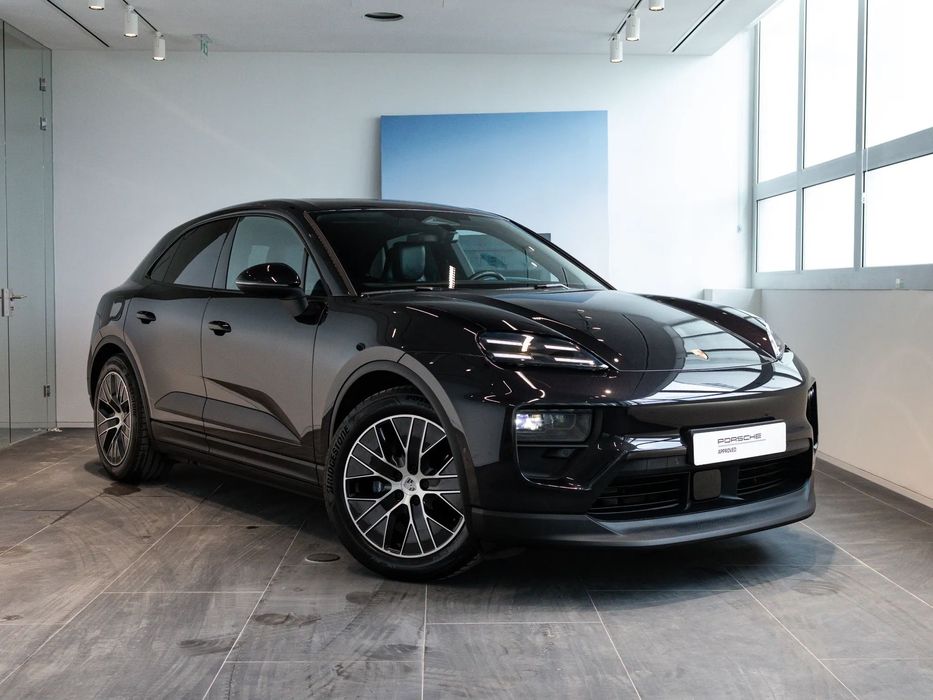 Porsche Macan Electric
