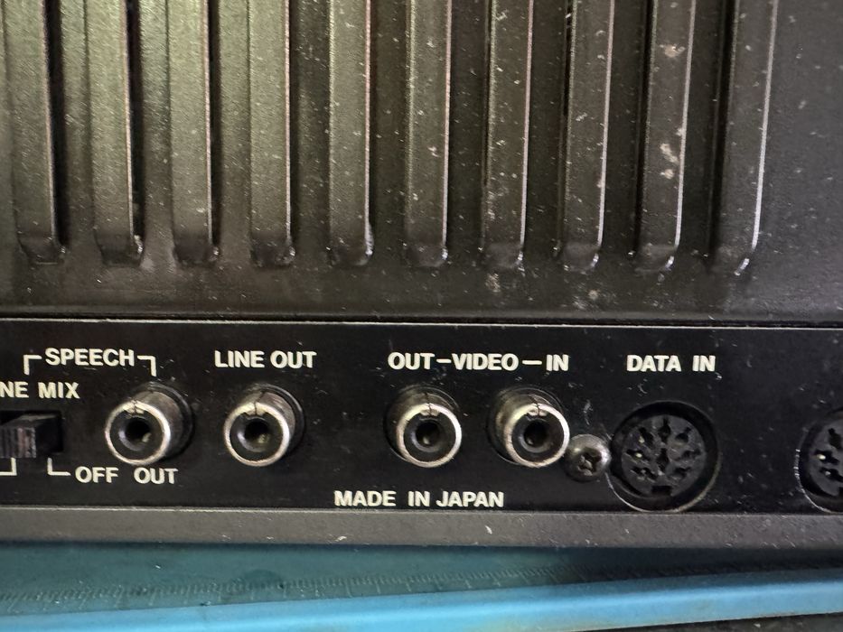 Приемник-сканер Icom R9000