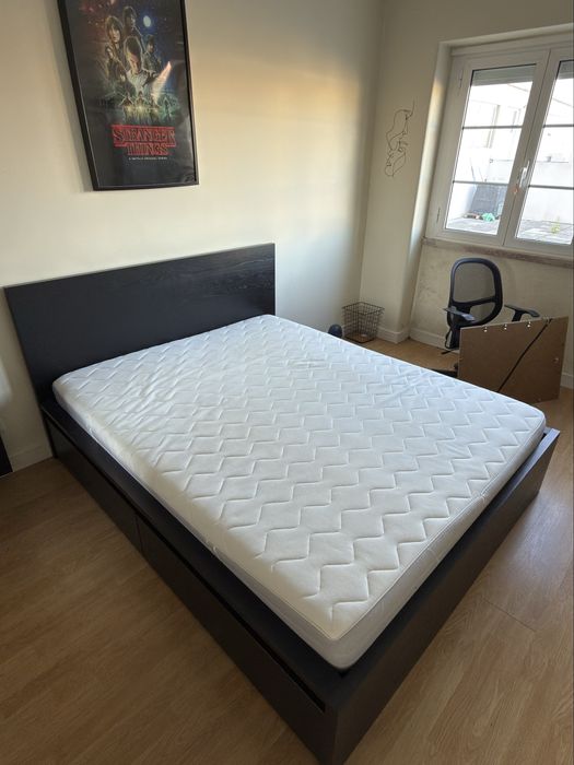 Cama de casal completa Queen Size (200x160) + 4 gavetões